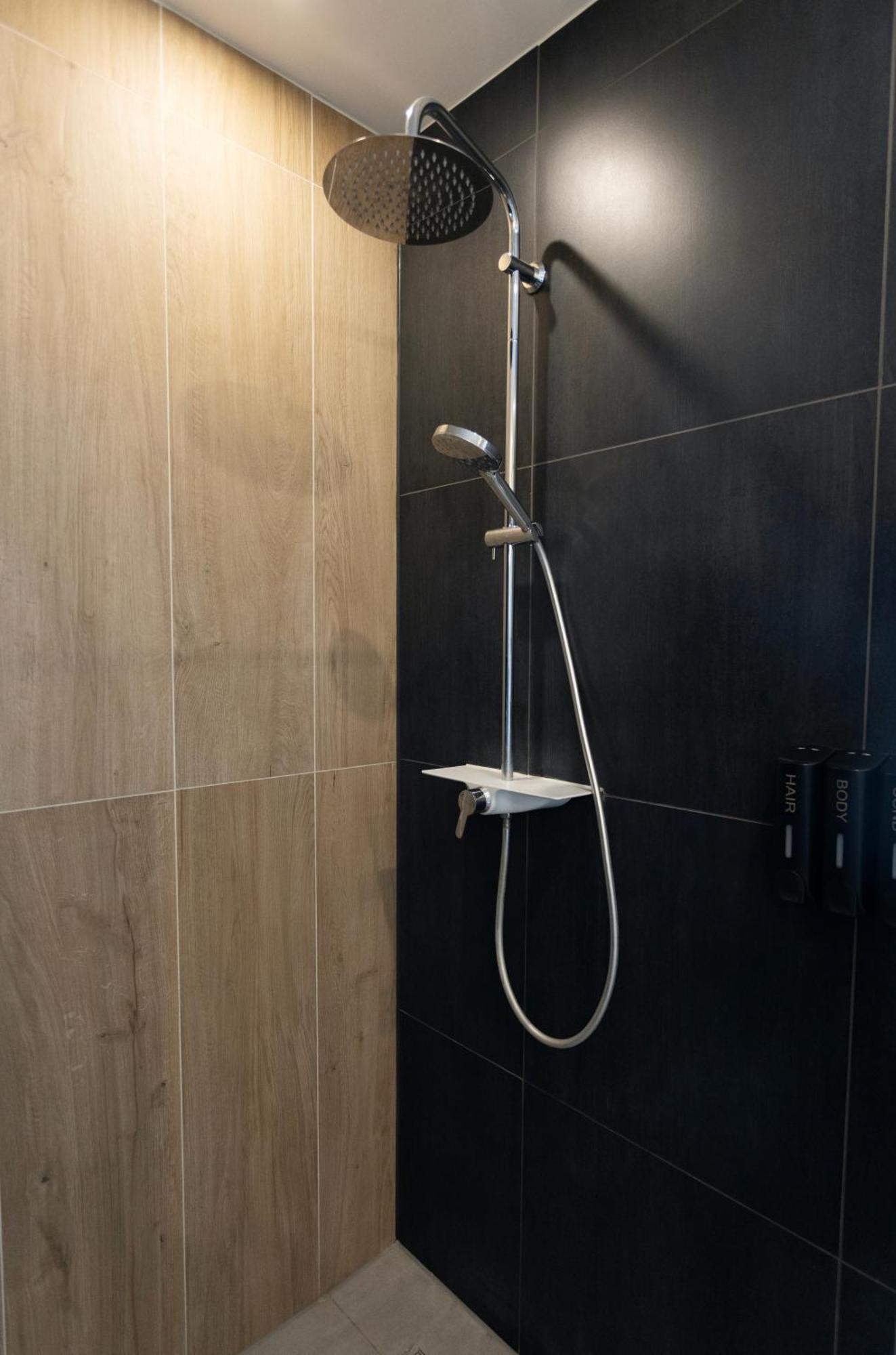 Huge Apartment With Sauna And Free Parking Duisburg Exteriör bild