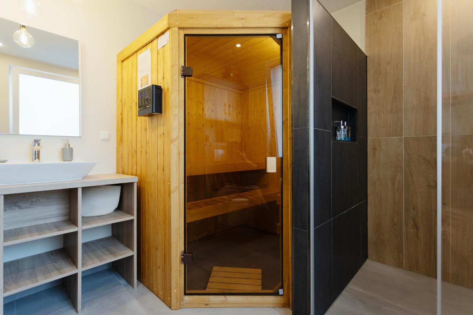 Huge Apartment With Sauna And Free Parking Duisburg Exteriör bild