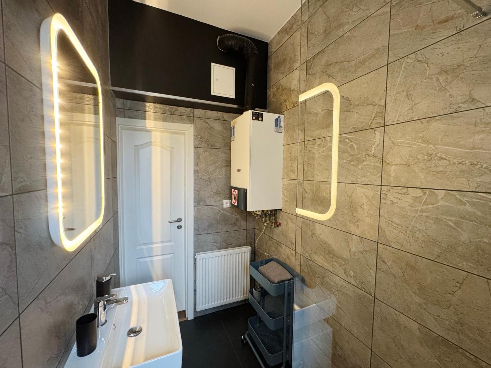 Huge Apartment With Sauna And Free Parking Duisburg Exteriör bild